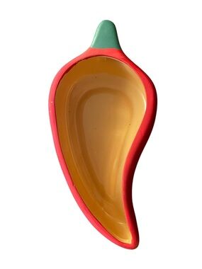🌶️Ceramic Chili Pepper Dish in Red and Green.